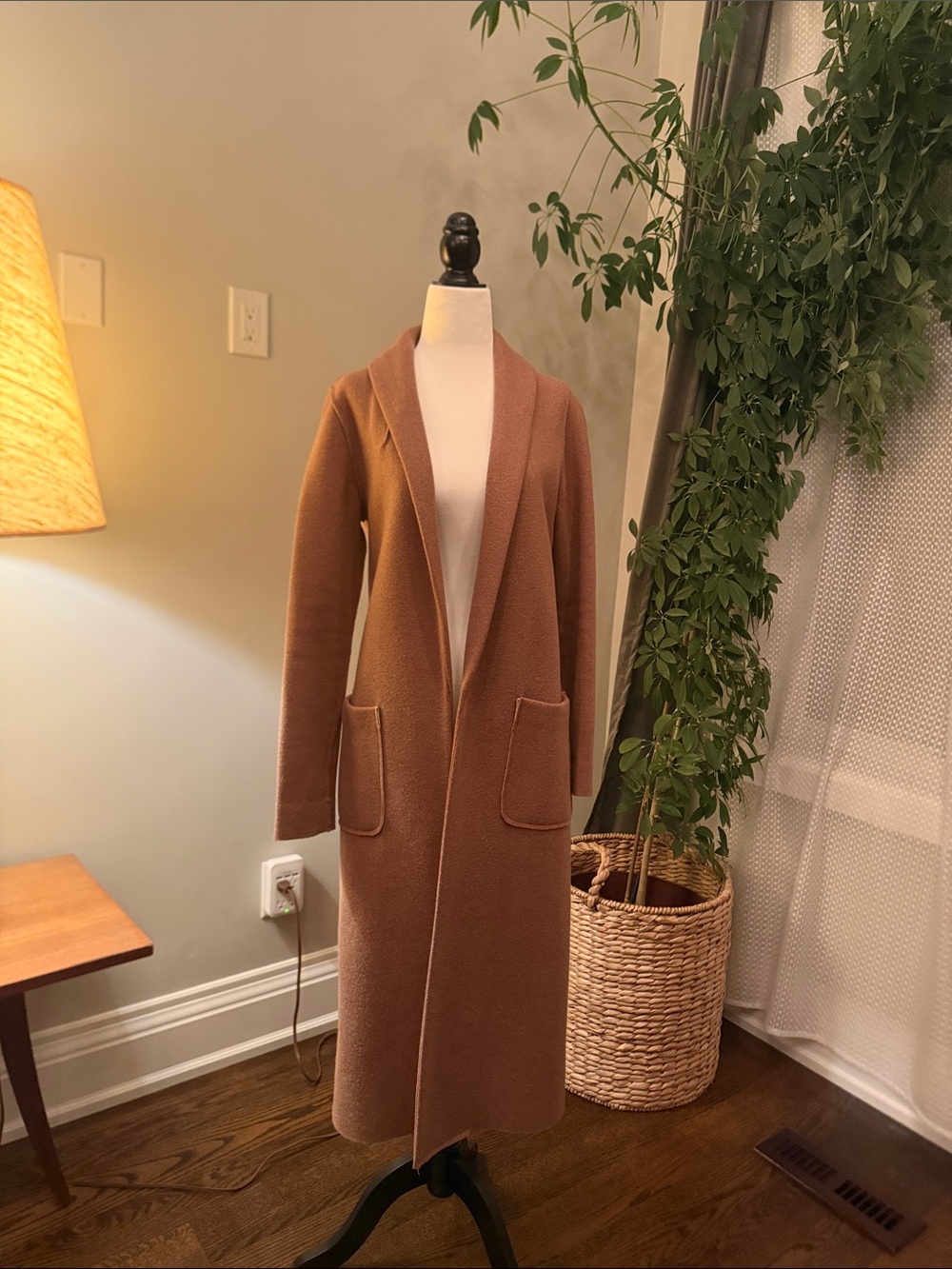 Aritzia Long Open-Front Cardigan in Camel Brown